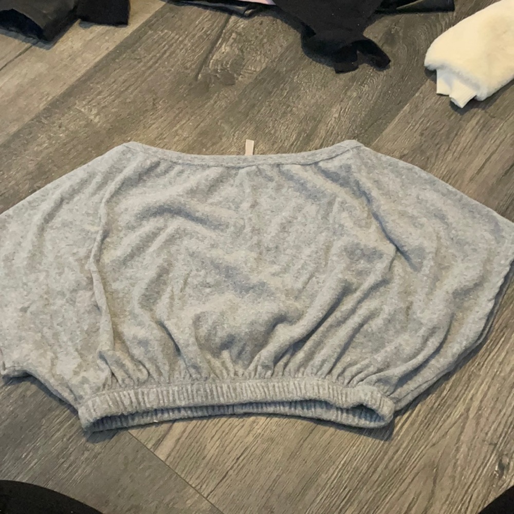 Grey sleeveless sweat shirt